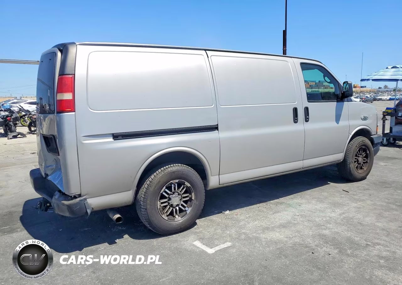 2008 GMC Savana G1500 VIN:1GTFG15X781124712 - 3