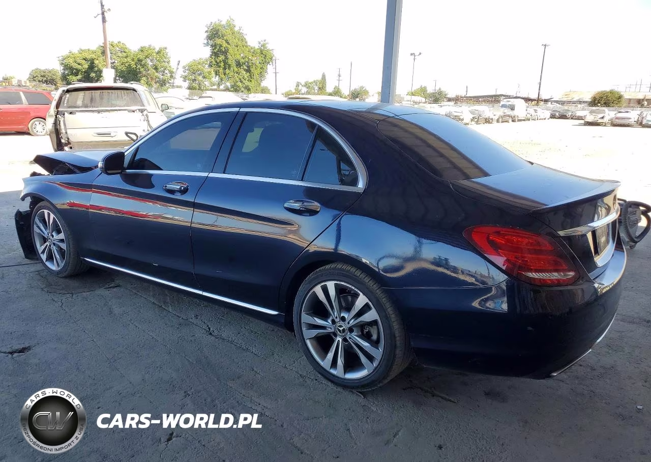 2017 Mercedes-Benz C 300 VIN:55SWF4JB3HU226139 - 2