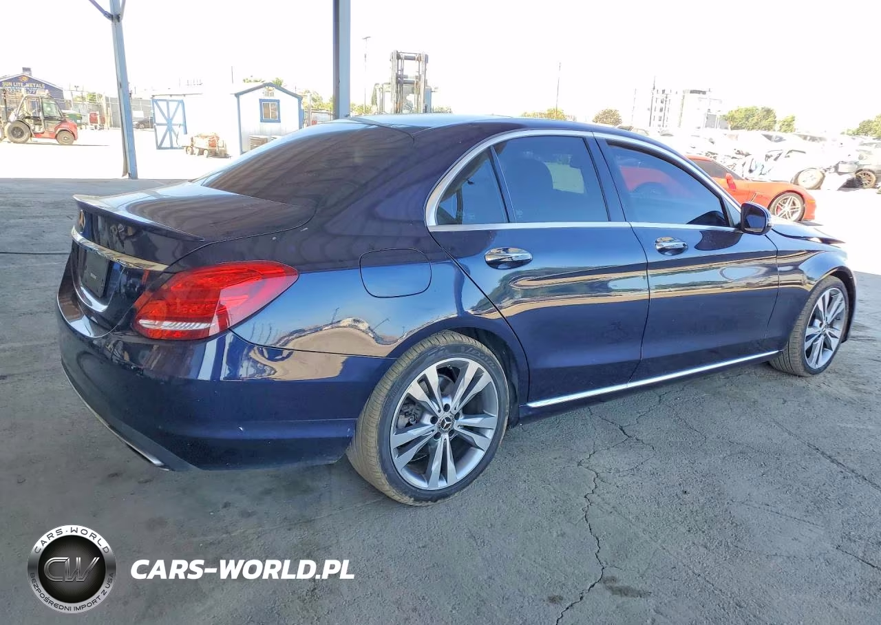 2017 Mercedes-Benz C 300 VIN:55SWF4JB3HU226139 - 3
