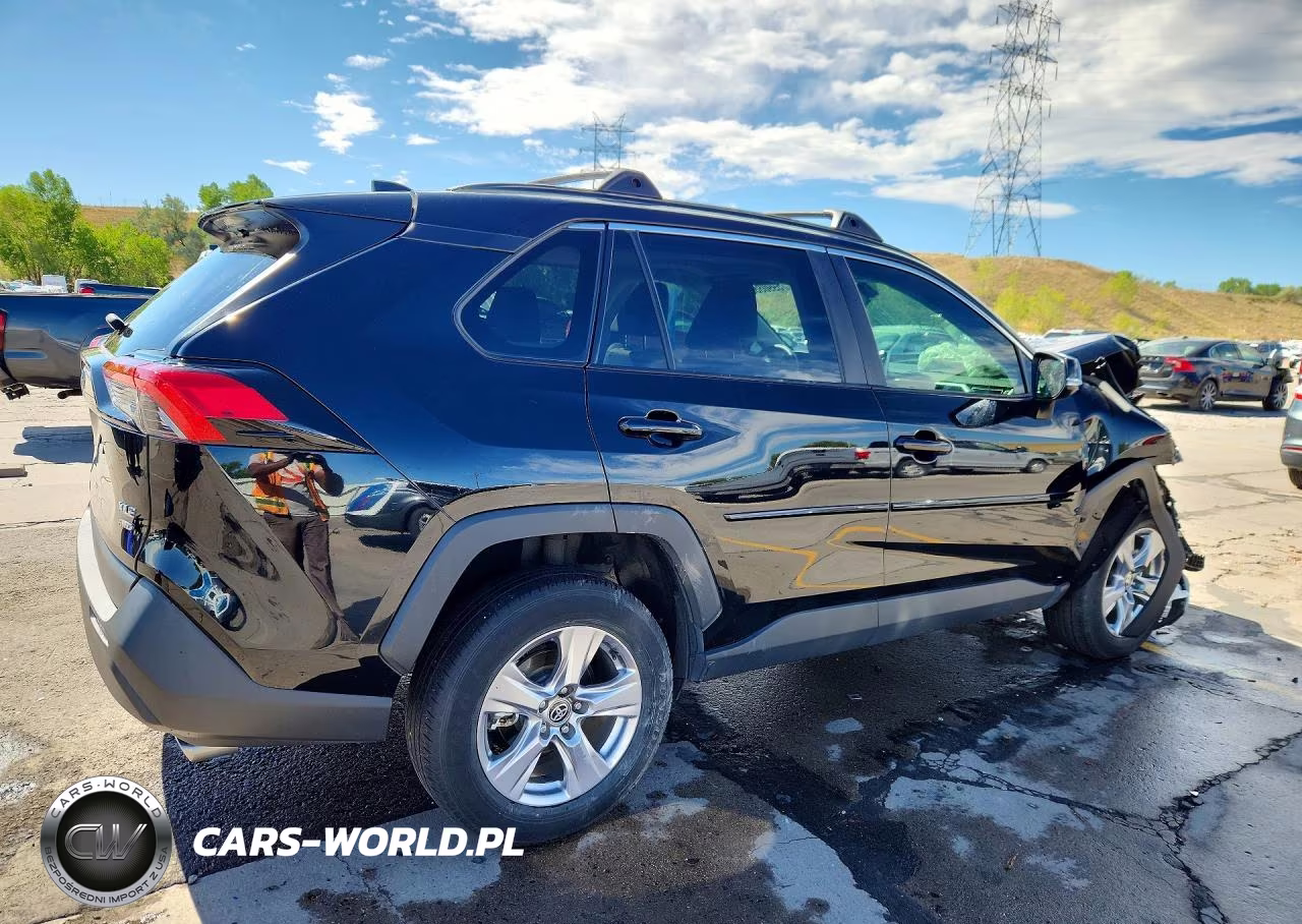 2022 Toyota Rav4 Xle VIN:2T3P1RFV1NC287713 - 3