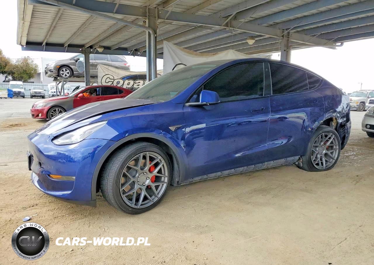 2023 Tesla Model Y – zdjęcie 1 z 12