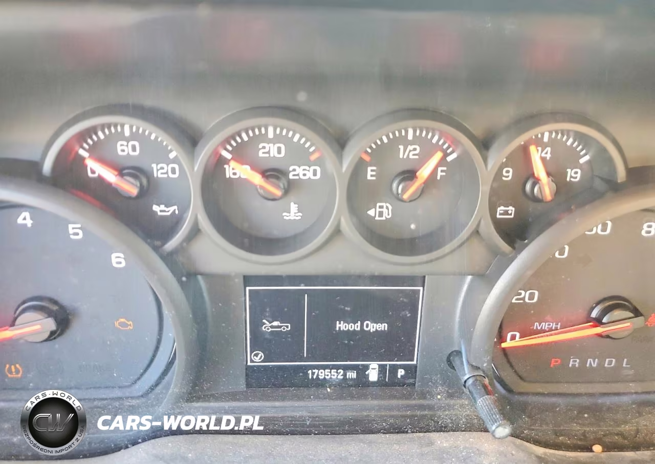 2019 Chevrolet Silverado C1500 Custom VIN:1GCRWBEH3KZ364802 - 9