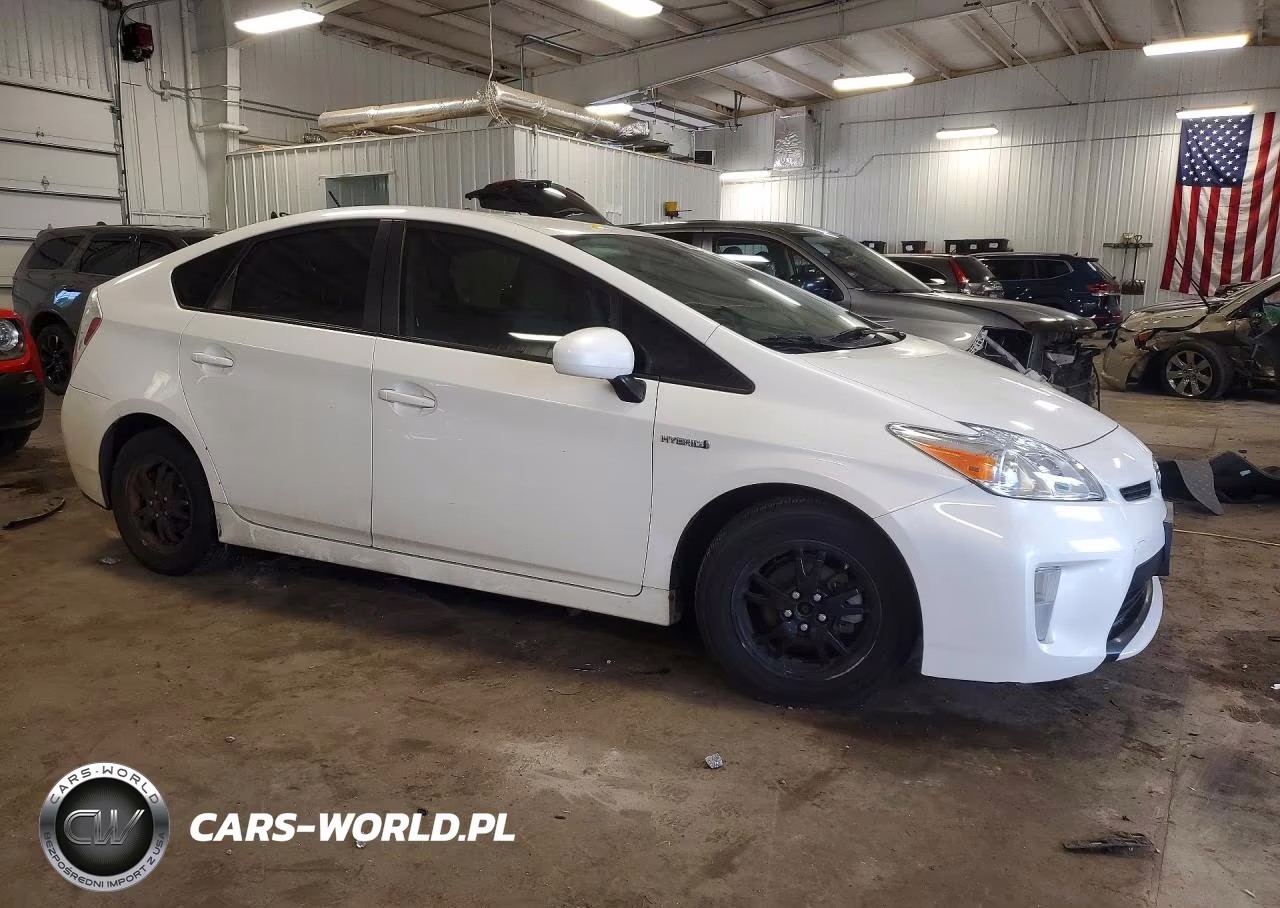 2012 Toyota Prius Two VIN:JTDKN3DU1C5444908 - 4