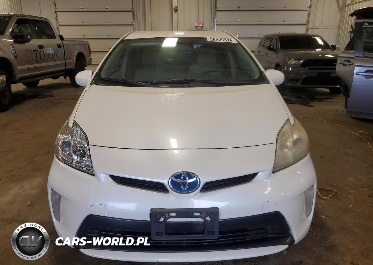 2012 Toyota Prius Two VIN:JTDKN3DU1C5444908 - 5