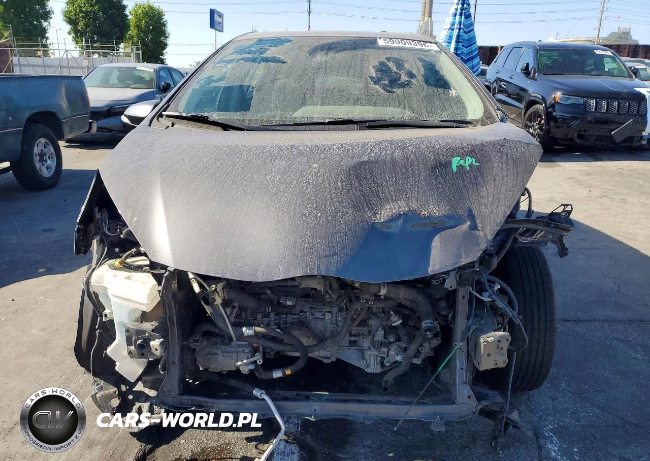 2016 Toyota Prius C Two VIN:JTDKDTB39G1123886 - 5