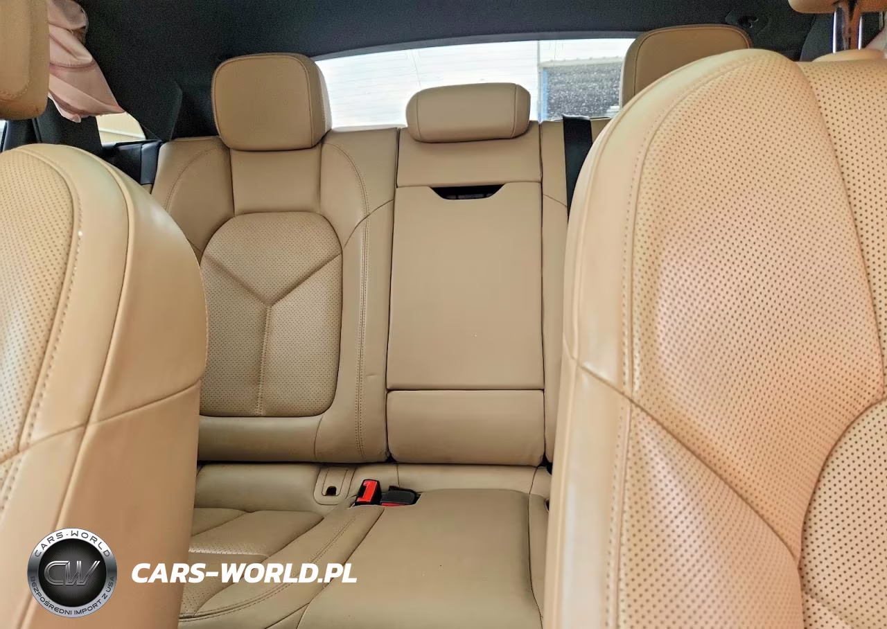 2020 Porsche Macan VIN:WP1AA2A5XLLB13639 - 10