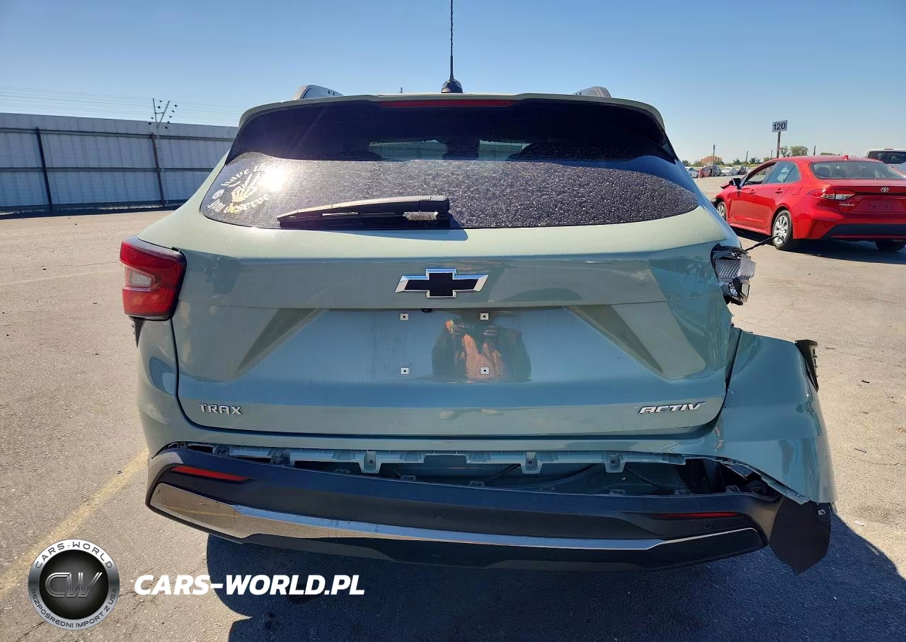 2025 Chevrolet Trax Activ VIN:KL77LKEP9SC342312 - 6
