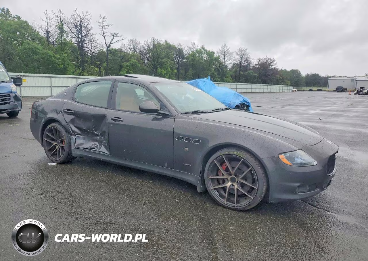 2012 Maserati Quattroporte S VIN:ZAM39JKA8C0063958 - 4