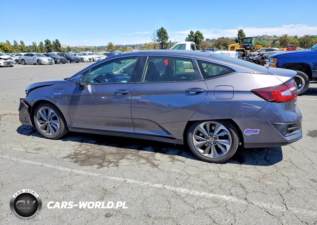 2018 Honda Clarity VIN:JHMZC5F13JC018843 - 2