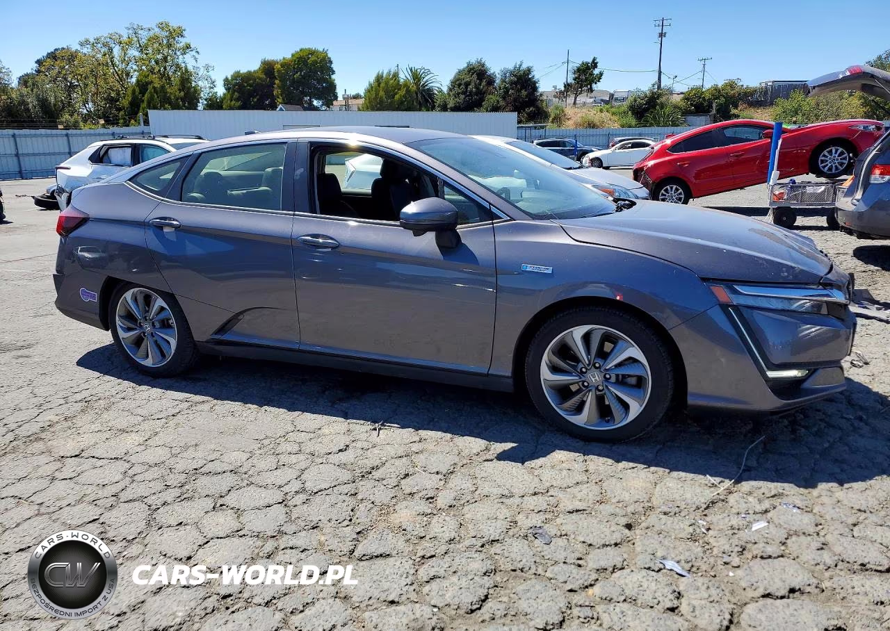 2018 Honda Clarity VIN:JHMZC5F13JC018843 - 4