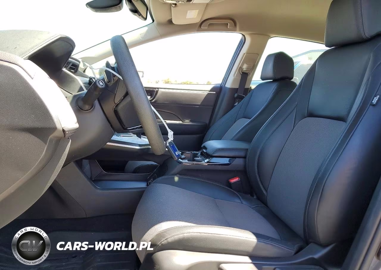 2018 Honda Clarity VIN:JHMZC5F13JC018843 - 7