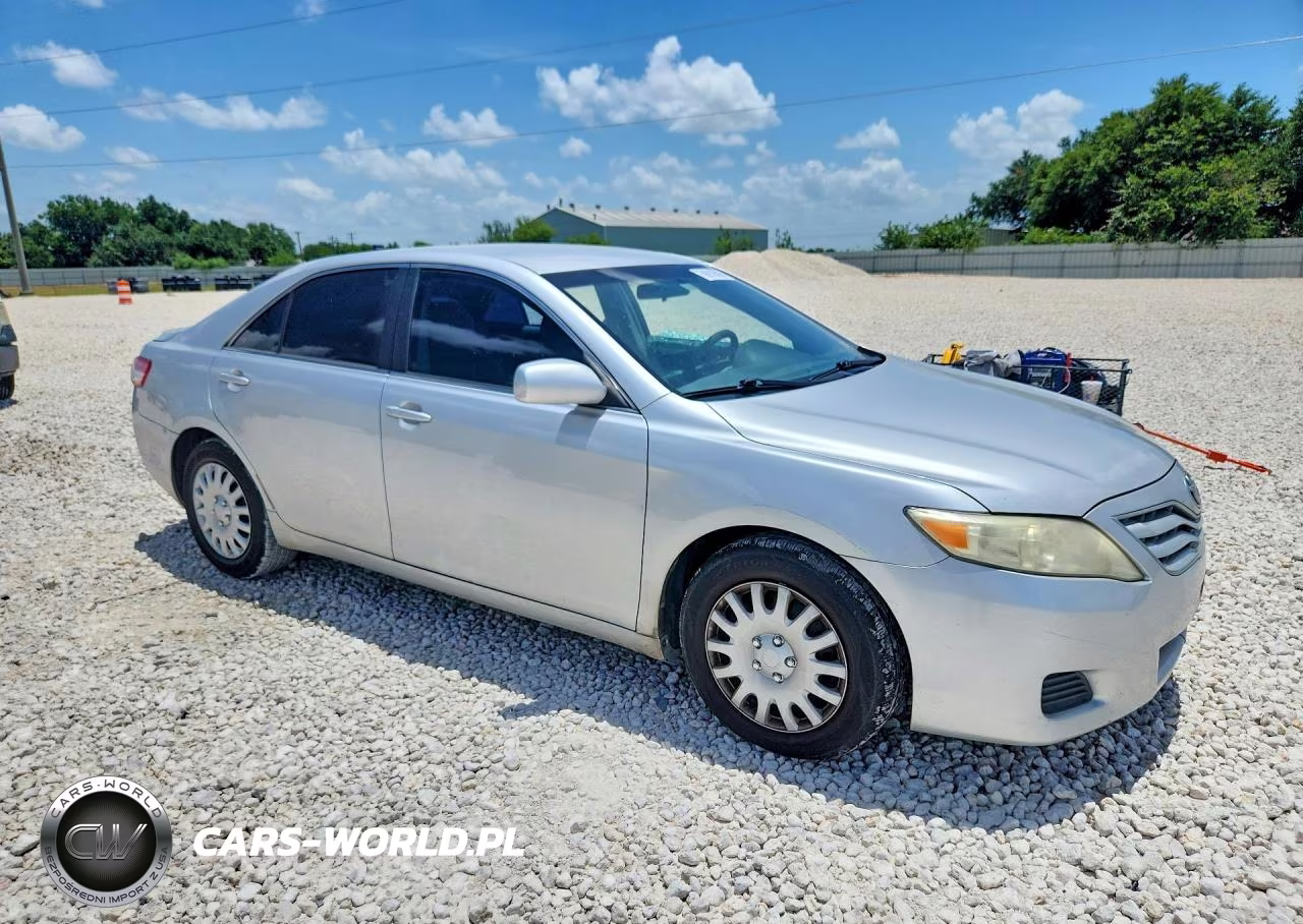 2011 Toyota Camry Le VIN:4T1BF3EK9BU774256 - 4
