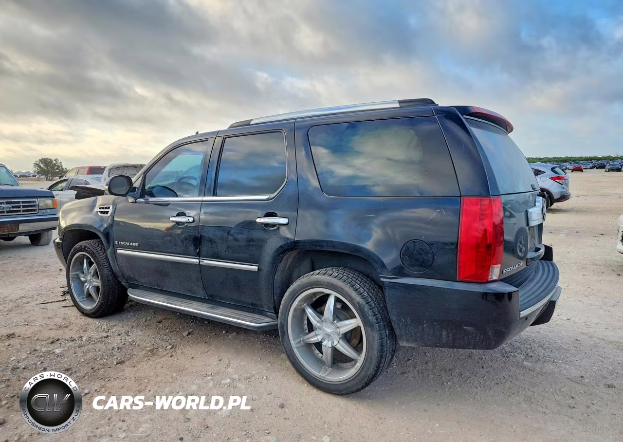 2007 Cadillac Escalade Luxury VIN:1GYFK63807R211935 - 2