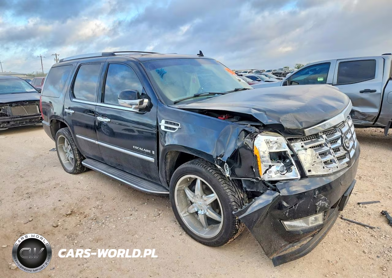 2007 Cadillac Escalade Luxury VIN:1GYFK63807R211935 - 4