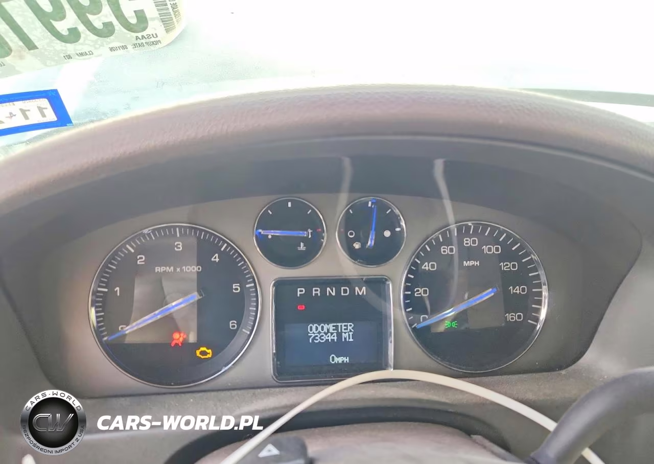 2007 Cadillac Escalade Luxury VIN:1GYFK63807R211935 - 9