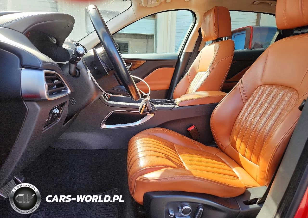 2019 Jaguar F-Pace Portfolio VIN:SADCN2GX0KA366930 - 7