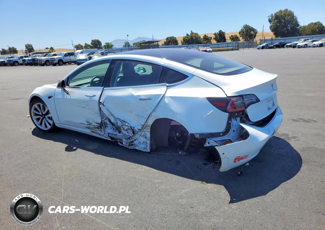 2018 Tesla Model 3 VIN:5YJ3E1EA7JF049172 - 2