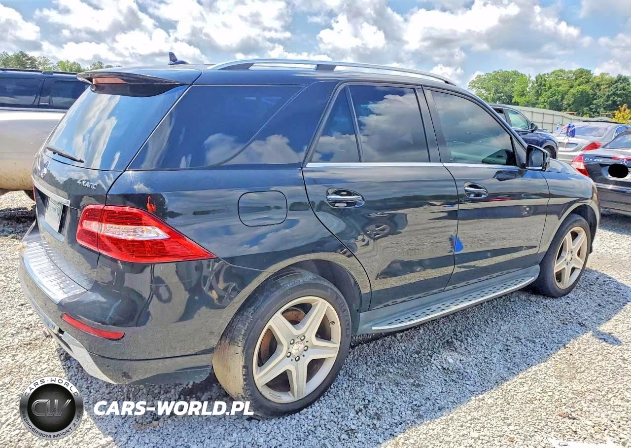 2015 Mercedes-Benz Ml 400 4Matic VIN:4JGDA5GB7FA482905 - 3
