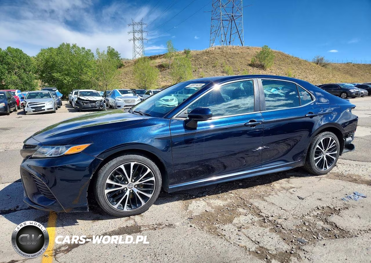 2020 Toyota Camry Se