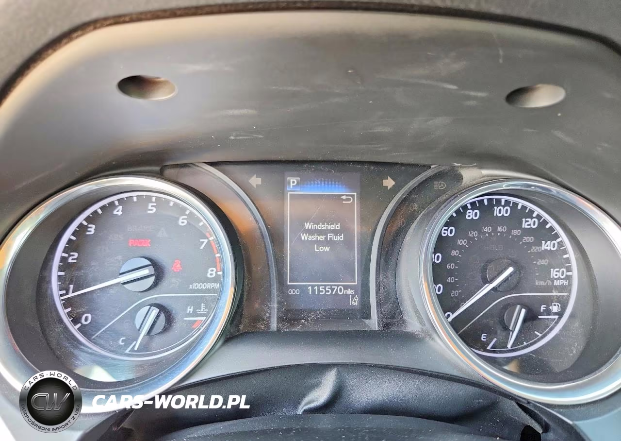 2020 Toyota Camry Se VIN:4T1G11AK2LU352801 - 9