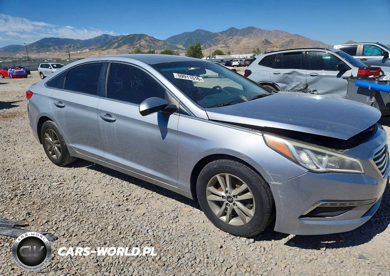 2015 Hyundai Sonata Se VIN:5NPE24AF2FH017663 - 4