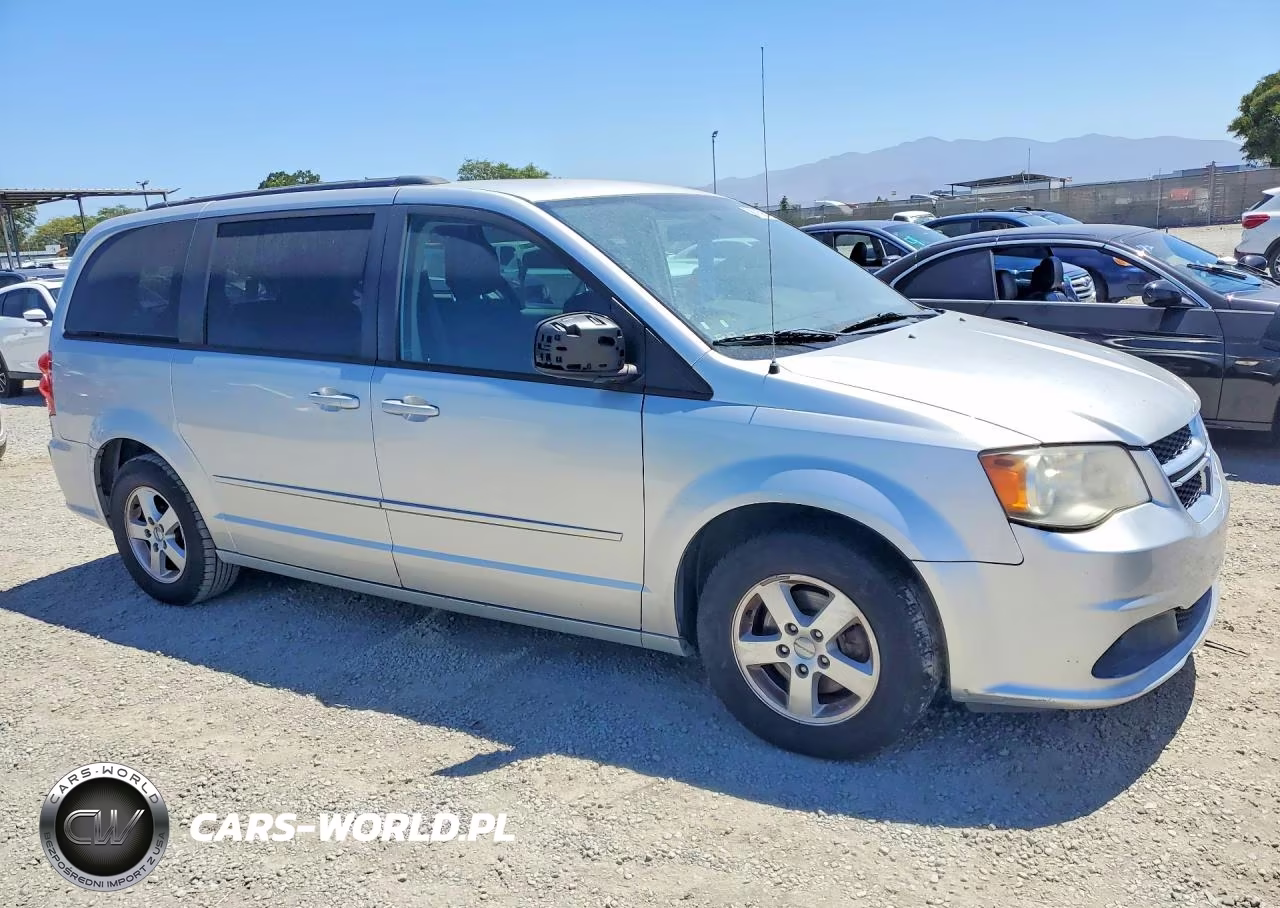 2012 Dodge Grand Caravan Sxt VIN:2C4RDGCG1CR224014 - 4