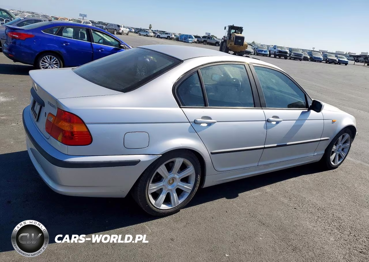 2002 BMW 325 I VIN:WBAEV33492KL68351 - 3