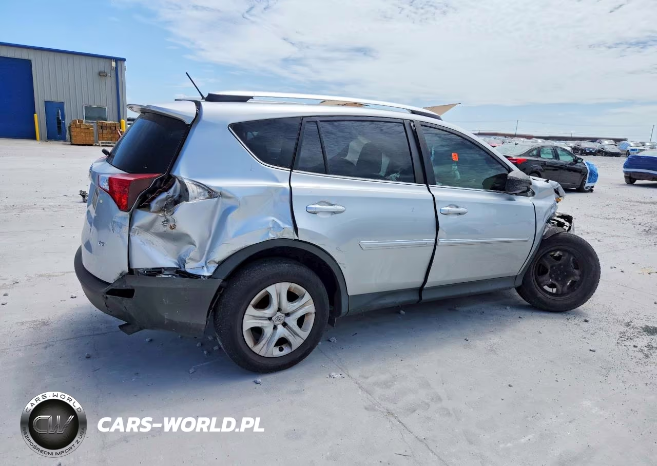 2015 Toyota Rav4 Le VIN:JTMZFREV2FJ056765 - 3