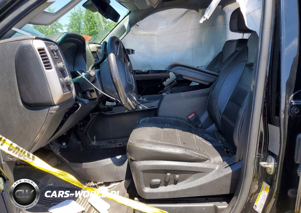 2018 GMC Sierra K3500 Denali VIN:1GT42YEY5JF243150 - 7