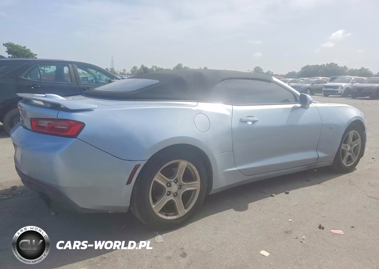 2018 Chevrolet Camaro Lt VIN:1G1FB3DX1J0129422 - 3