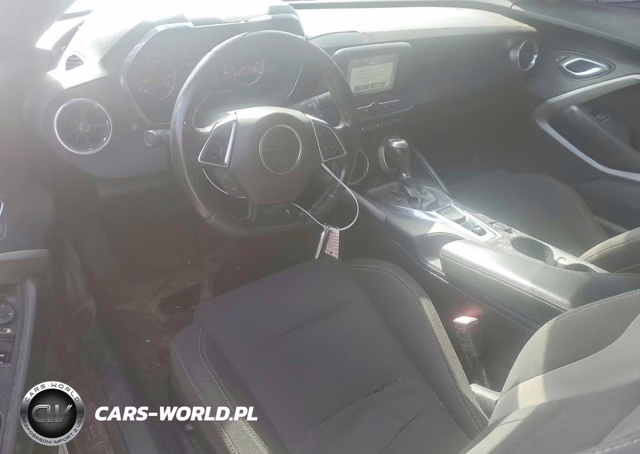 2018 Chevrolet Camaro Lt VIN:1G1FB3DX1J0129422 - 8