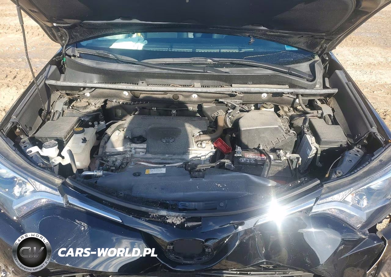 2018 Toyota Rav4 Le VIN:2T3ZFREV3JW477940 - 12