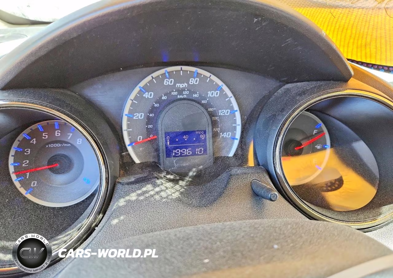 2013 Honda Fit Sport VIN:JHMGE8H56DC049284 - 9