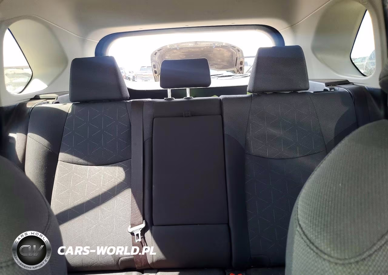 2019 Toyota Rav4 Xle VIN:JTMW1RFV9KJ011638 - 10