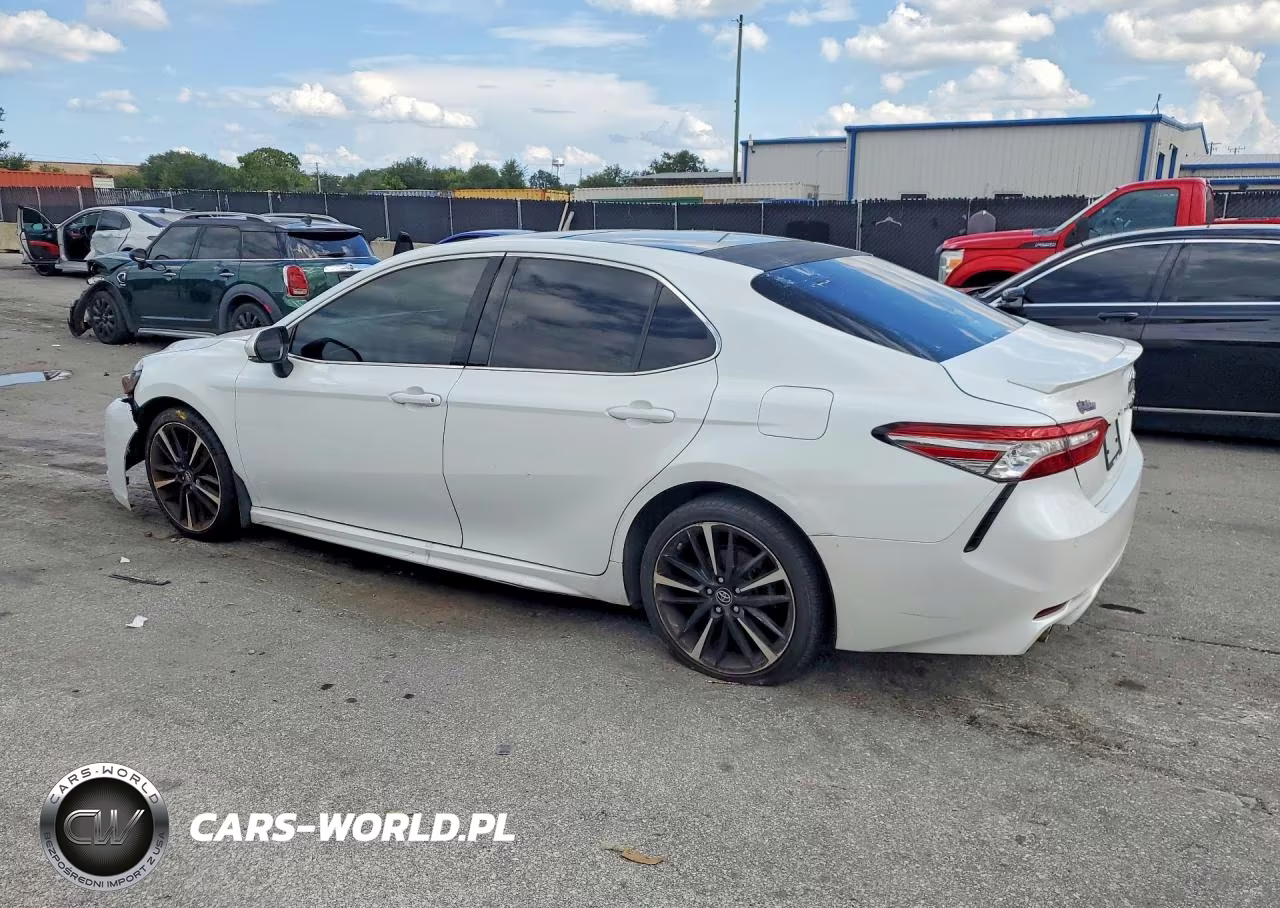 2018 Toyota Camry Xse VIN:4T1B61HK3JU127513 - 2
