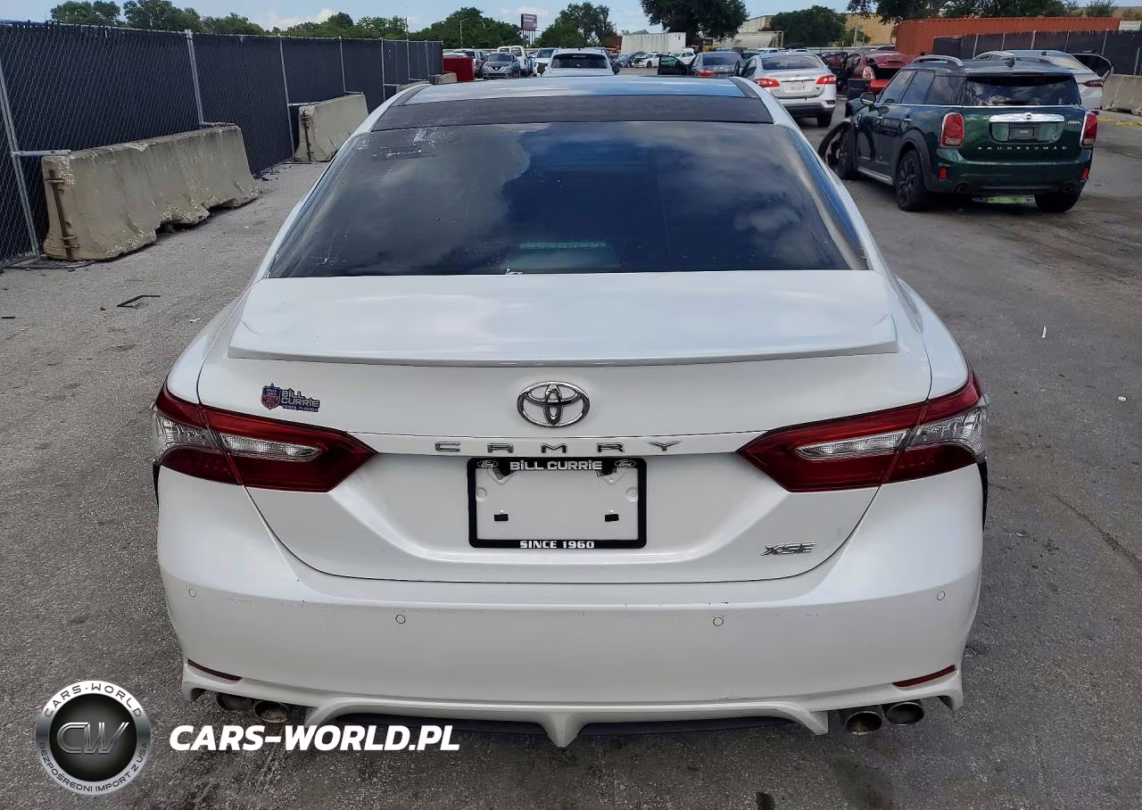 2018 Toyota Camry Xse VIN:4T1B61HK3JU127513 - 6