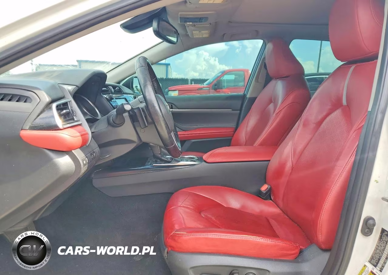 2018 Toyota Camry Xse VIN:4T1B61HK3JU127513 - 7