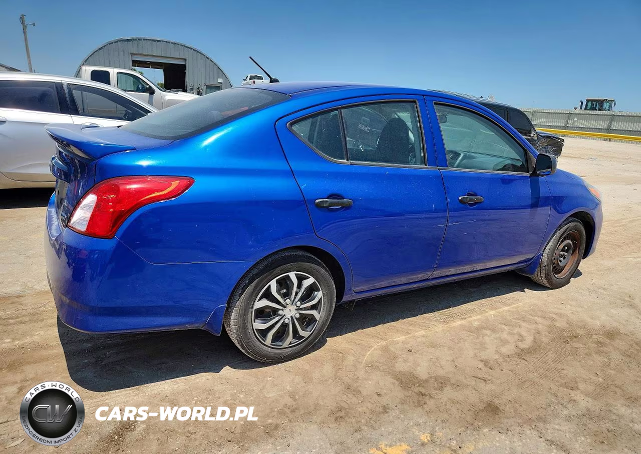 2015 Nissan Versa 1.6 S Plus VIN:3N1CN7AP7FL807293 - 3