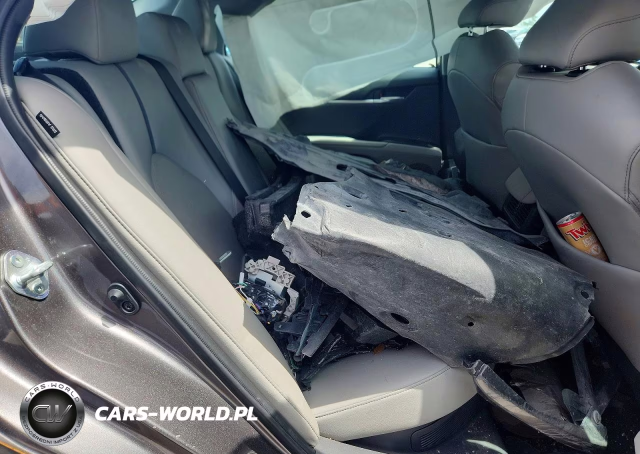 2022 Toyota Camry Xle VIN:4T1F31AK1NU589675 - 10