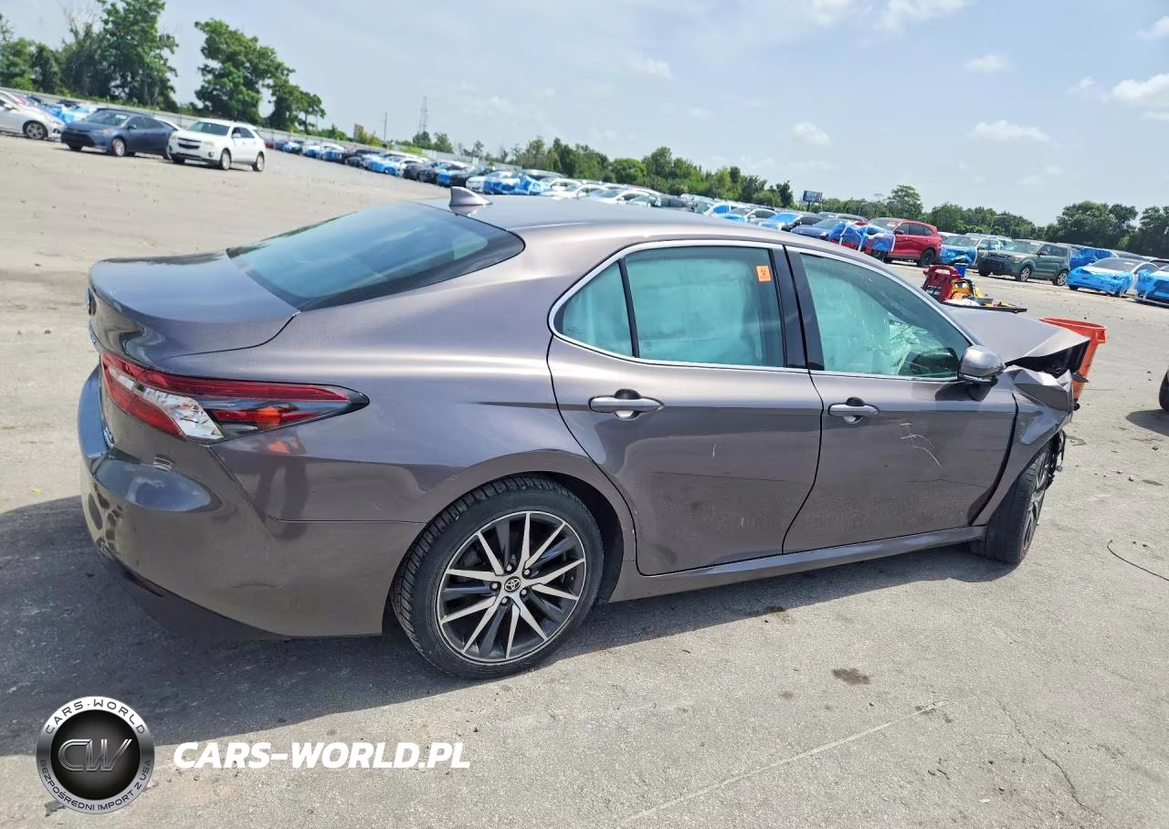 2022 Toyota Camry Xle VIN:4T1F31AK1NU589675 - 3