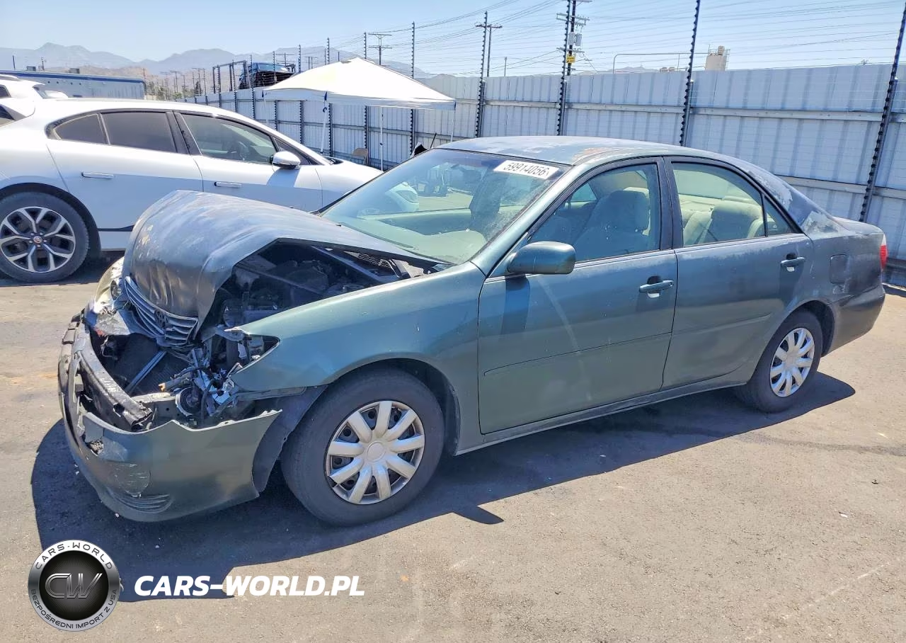 2005 Toyota Camry Le