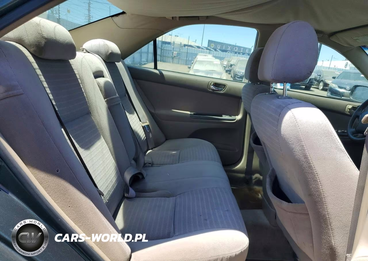 2005 Toyota Camry Le VIN:4T1BE32K35U386127 - 10