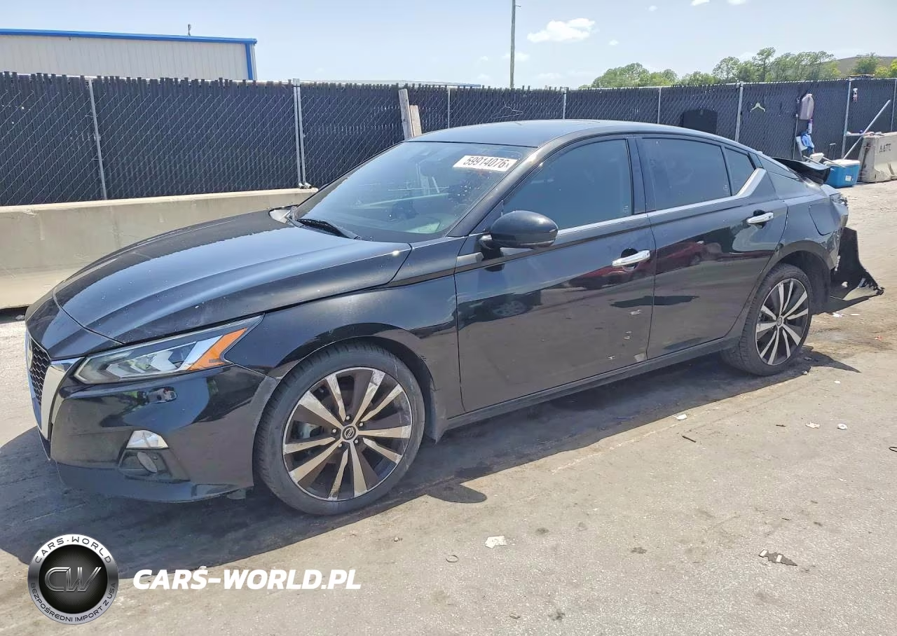 2021 Nissan Altima Platinum – zdjęcie 1 z 12