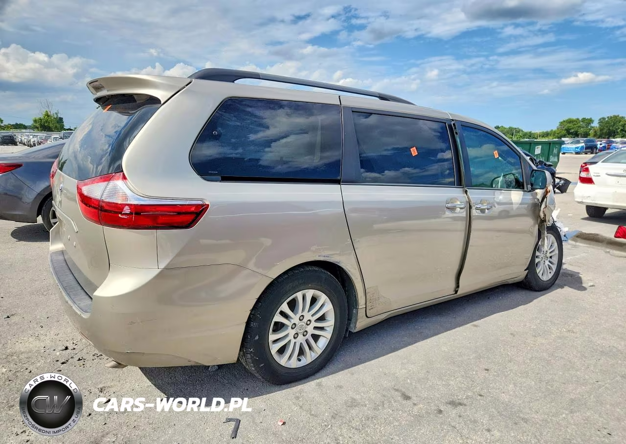 2015 Toyota Sienna Xle 8-Passenger VIN:5TDYK3DC9FS662099 - 3