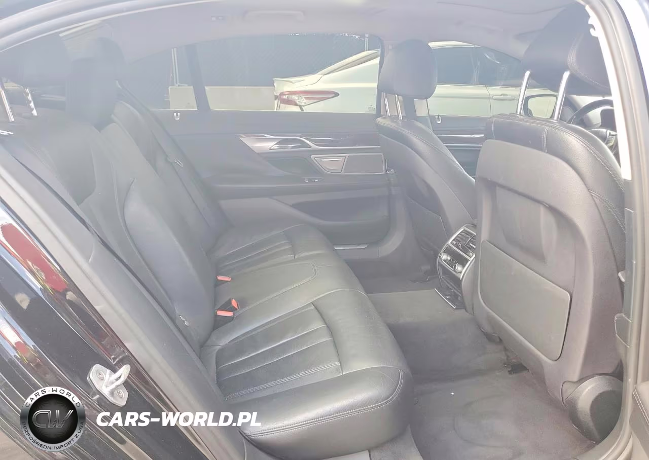 2018 BMW 740 Xi VIN:WBA7E4C50JGV23989 - 10