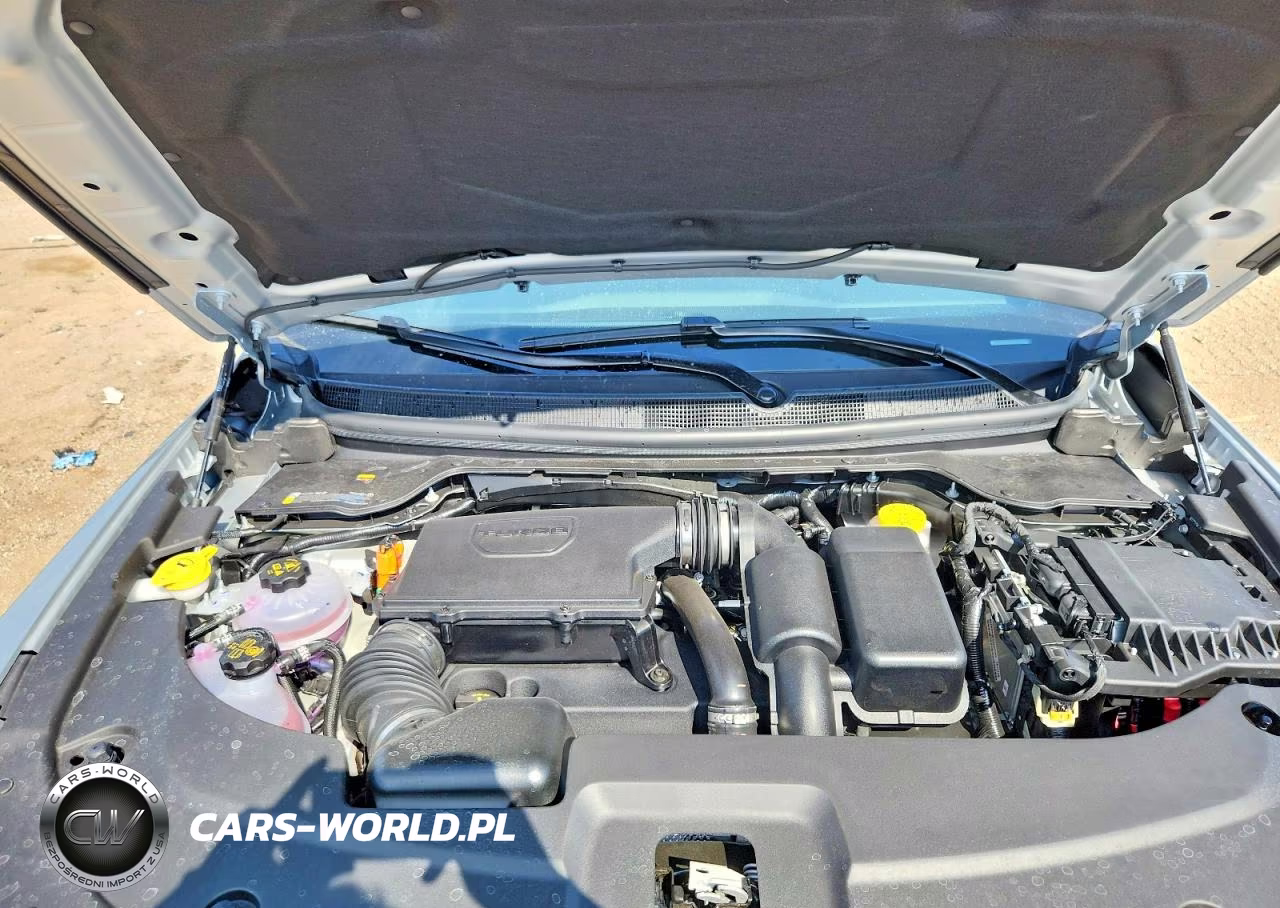 2026 Jeep Cherokee Overland VIN:3C4PJMC23TT239047 - 11
