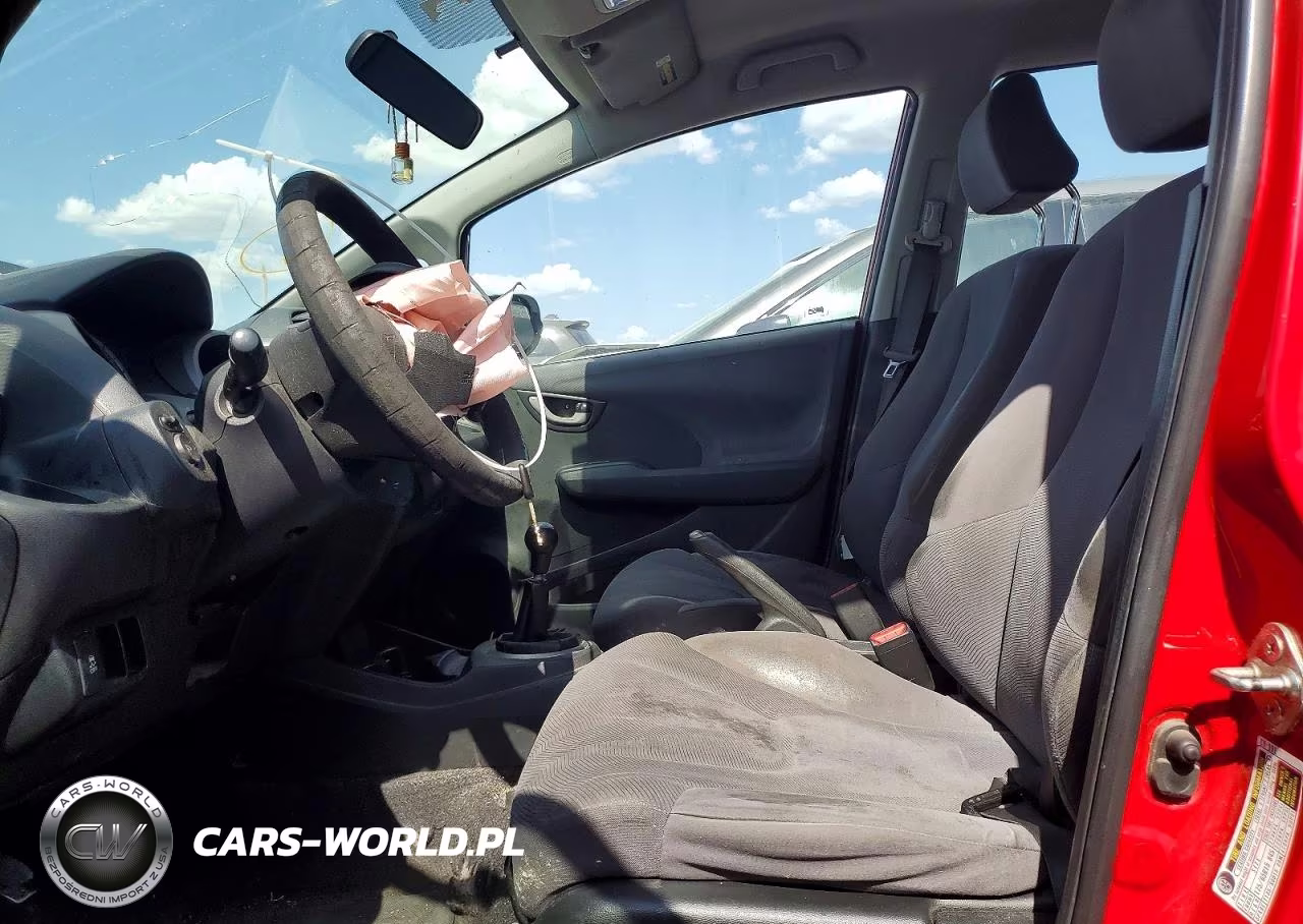 2011 Honda Fit VIN:JHMGE8G31BC008722 - 7