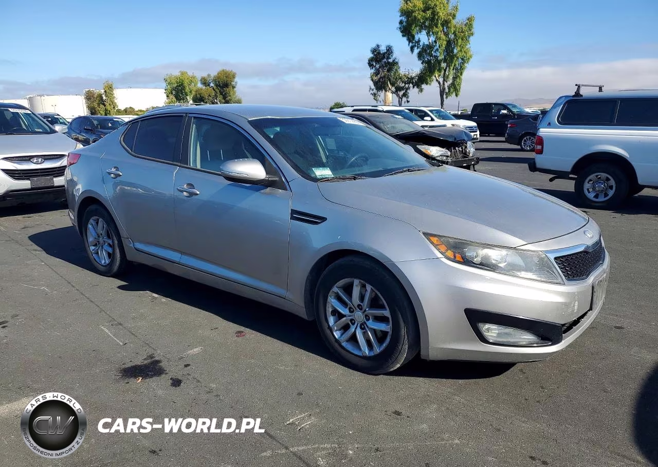 2013 Kia Optima Lx VIN:5XXGM4A73DG243179 - 4
