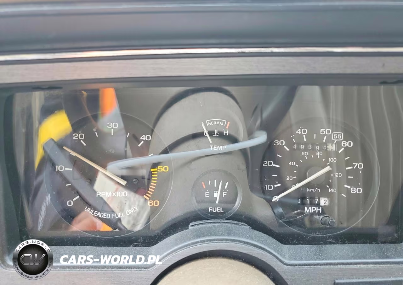 1987 Ford Tempo VIN:1FABP39S2HK251909 - 9
