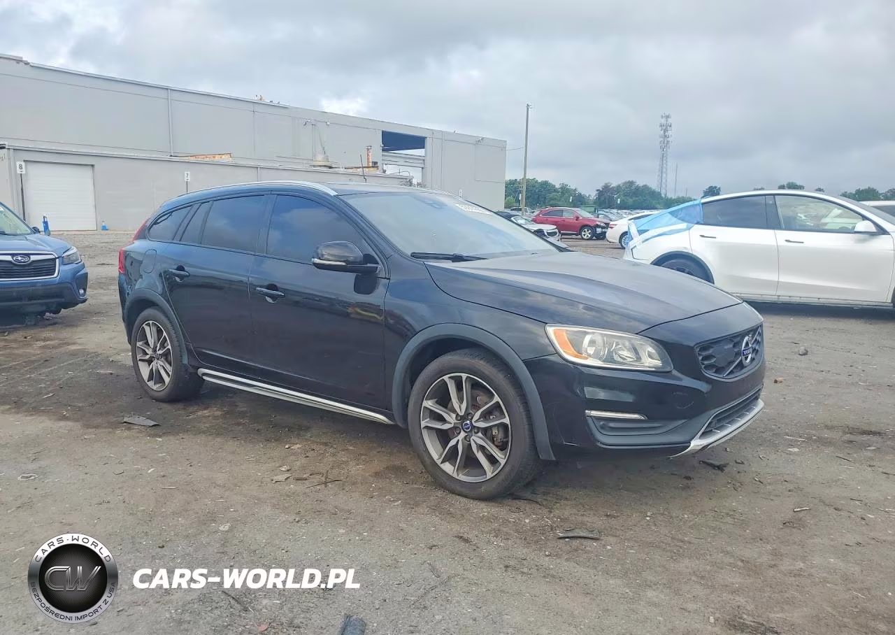 2016 Volvo V60 Cross Country Premier VIN:YV4612HK8G1019258 - 4